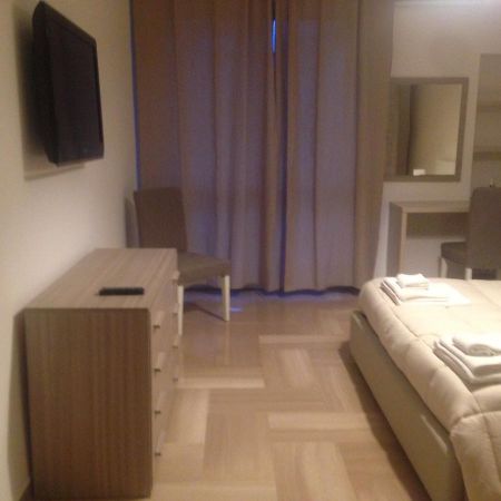 Casa Grace 2 Bed and Breakfast Bari Esterno foto
