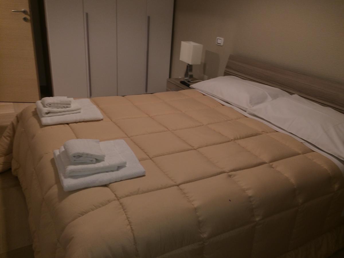 Casa Grace 2 Bed and Breakfast Bari Esterno foto